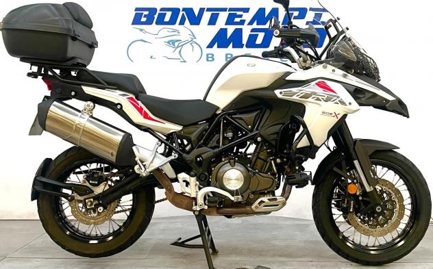 Benelli TRK 502 null