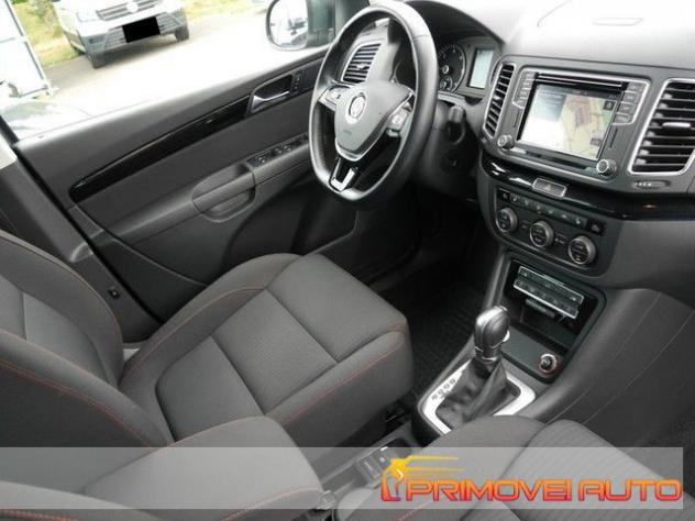 VOLKSWAGEN Sharan 2.0 TDI 150 CV DSG Sound BlueMotion Tech. rif. 19502091 - Foto 4