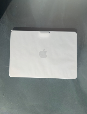 MacBook Air 13,6" in argento (chip M5, 16 GB di RAM, 512 GB SSD). - Foto 5