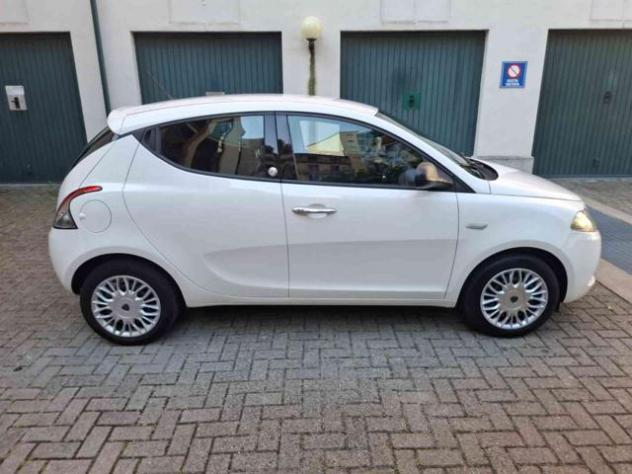 LANCIA Ypsilon 1.2 69 CV 5 porte GPL Ecochic Gold rif. 23944181 - Foto 8