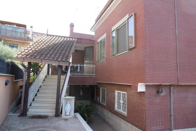 Quadrilocale in vendita a Roma