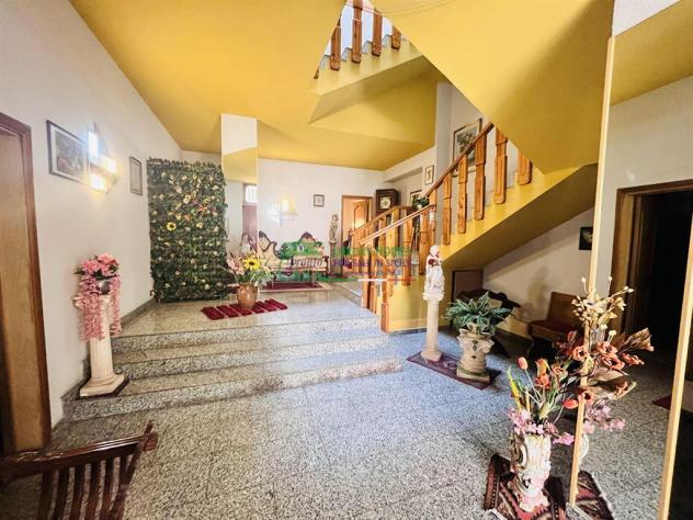 Rif:2629 - Prestigiosa dimora su tre livelli con ampie metrature e terrazza panoramica, Vittoria - Foto 5