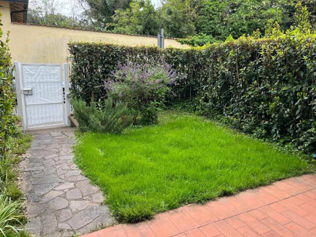 Appartamento in affitto a Ronchi - Massa 65 mq Rif: 1394279