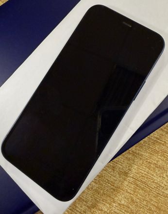 IPHONE 12 256 GB BLU - Foto 5