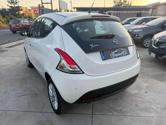 LANCIA Ypsilon 0.9 TwinAir 85 CV 5 porte Metano Ecochic Gold rif. 23806723 - Foto 3