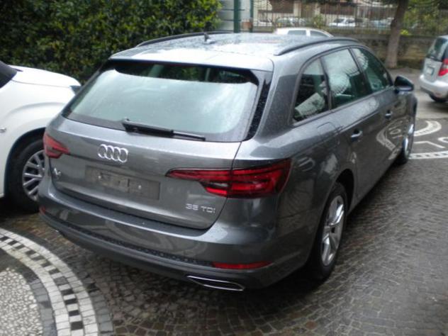 AUDI A4 Avant 35 TDI S tronic Design rif. 24234227 - Foto 6