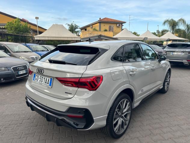 Audi Q3 SPB 40 TDI quattro S tronic Business Plus - Foto 4