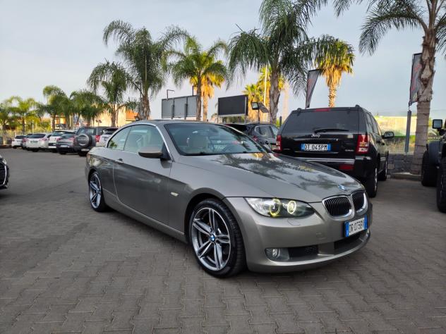 Bmw 320 320d coupCabrio Futura
