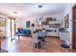 VILLA INDIPENDENTE COMPLETAMENTE RISTRUTTURATA