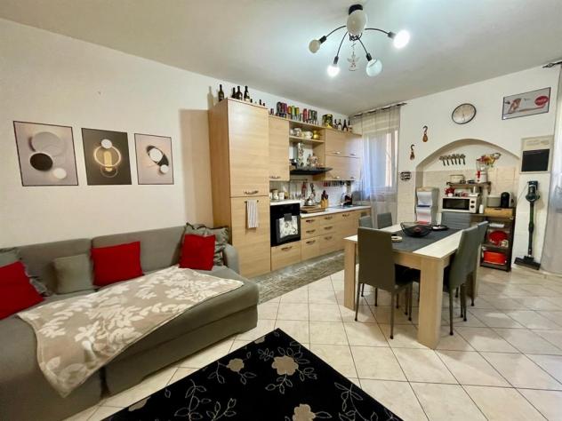 dvr115 - ampio quadrilocale indipendente - autonomo - nessuna spesa condominiale - Foto 2