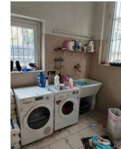 Immobile in asta di 445 m² con più di 5 locali e box auto in vendita a Gavirate - Foto 12