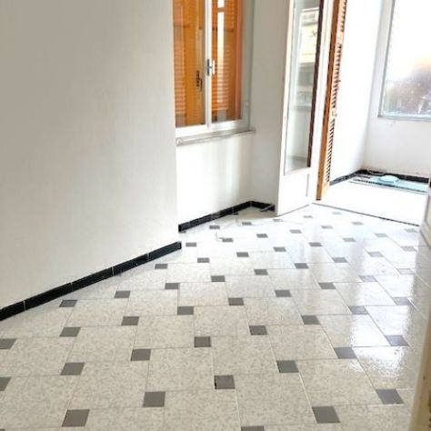 Rif. 4237 – Lavagna – Quadrilocale con Giardino a 50 metri dal mare, dalla Stazi - Foto 5