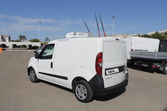 Fiat Doblo Dobl1.3 MJT ISOTERMICO CION GRUPPO FRIGO - Foto 2