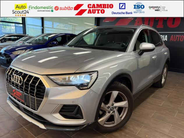 Audi Q3 35 2.0 tdi s-tronic