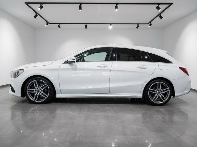 Mercedes-Benz CLA 220 d Shooting Brake AMG Line - Foto 8