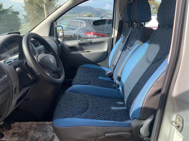 Fiat Scudo 2.0 MJT PC Combi 9 posti - 2009 - Foto 7
