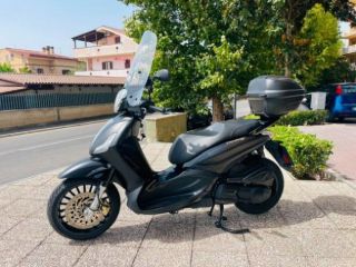 PIAGGIO Beverly 300 i.e. TUTTO INCLUSO ANCHE PASSAGGIO! rif. 23995732