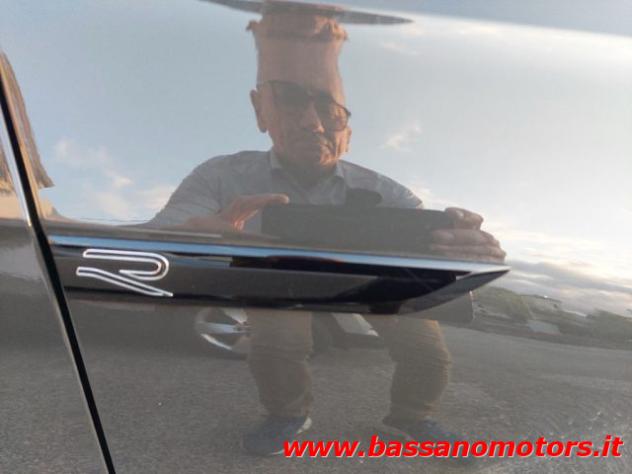 VOLKSWAGEN Golf 1.5 eTSI 150 CV EVO ACT DSG R-Line rif. 24107558 - Foto 7