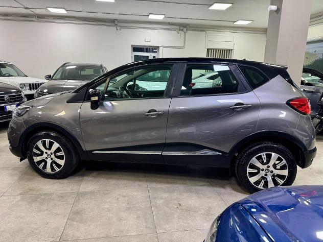 Renault Captur 1.5 dCi 90cv EDC Intens 2017 - Foto 4