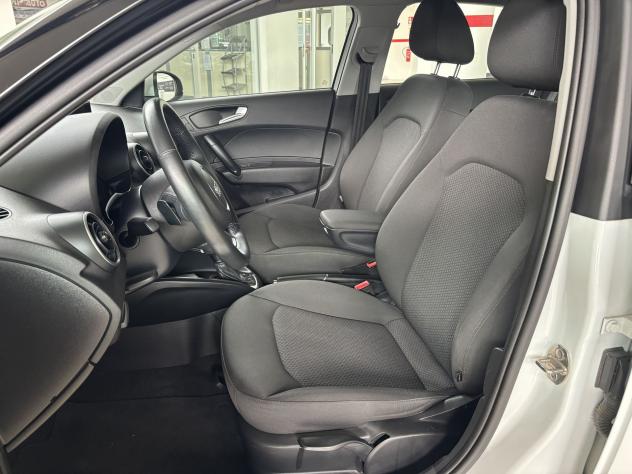 Audi A1 1.0 TFSI ultra 95cv S tronic - Foto 10