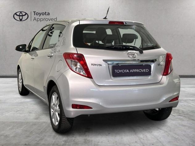Toyota Yaris 1.0 5 Porte Lounge 69 cv - Foto 6