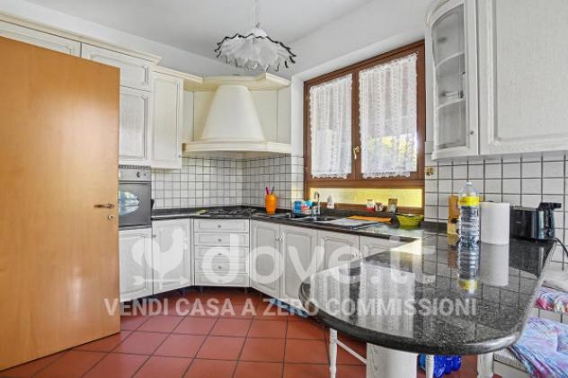 Villa di 350 m² con più di 5 locali e box auto in vendita a Varese - Foto 8