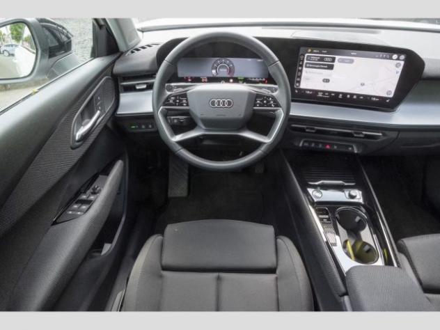 AUDI Q3 SPB TFSI 110 kW mHEV S tronic S Line edition rif. 24003498 - Foto 7