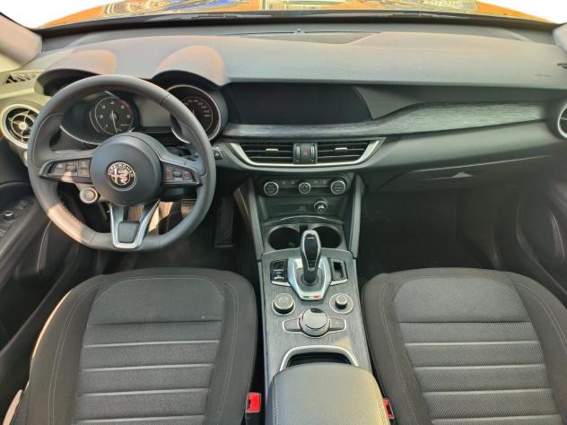 Alfa Romeo Stelvio 2.2 t Business Q4 190cv auto - Foto 9