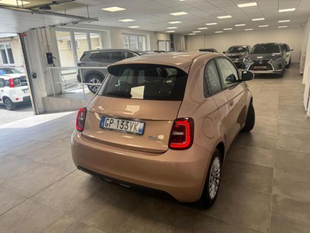 FIAT 500e 3+1 SOLO 7000 KM!!! Rose Gold rif. 23799039 - Foto 6