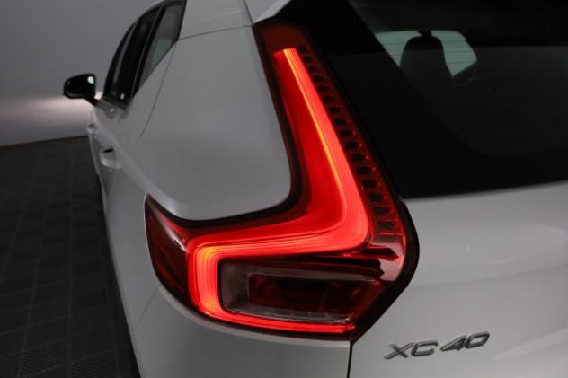 VOLVO XC40 XC40 T2 Geartronic Momentum Pro rif. 23833302 - Foto 10