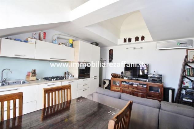 Appartamento mansardato di tre locali oltre servizi - Foto 4