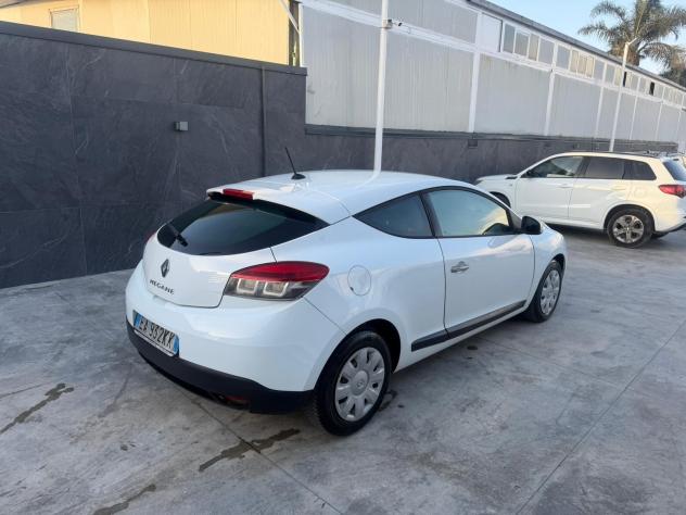 Renault Megane Mane Coup1.5 dCi 110CV Luxe - Foto 6