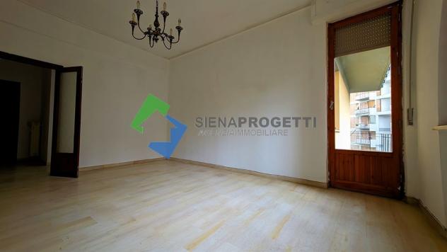 Via Perfetti a Siena. Grande Quadrilocale da 130 mq , 3 camere, 2 bagni, con Box e Posto Auto! - Foto 10