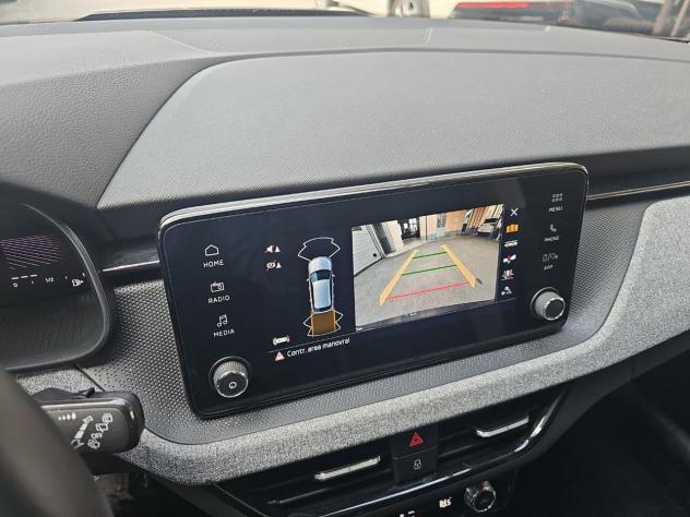 Škoda Kamiq Kamiq 1.0 TSI Black Dots DSG 115 CV - Foto 8
