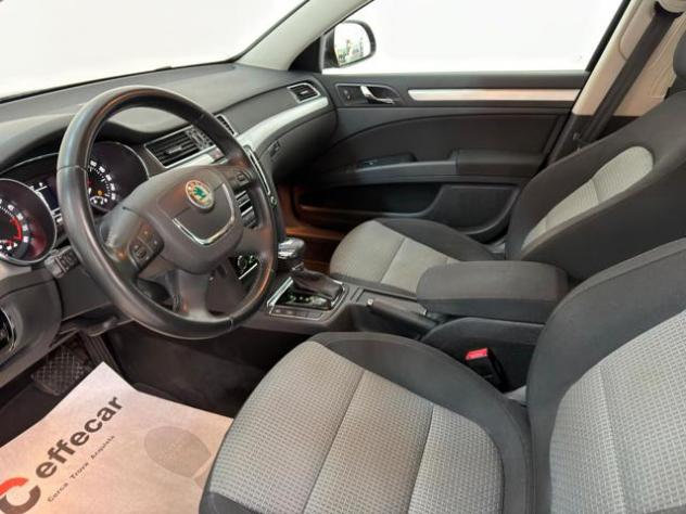 SKODA Superb 2.0 TDI CR 170CV DSG Wagon Ambition rif. 23515727 - Foto 7