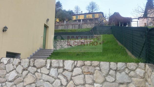 Porzione di bifamiliare con garage e giardino - Foto 12