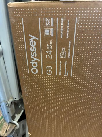 Monitor Samsung Odyssey G3 24" Full HD 144Hz – Come Nuovo con Scatola Originale - Foto 2