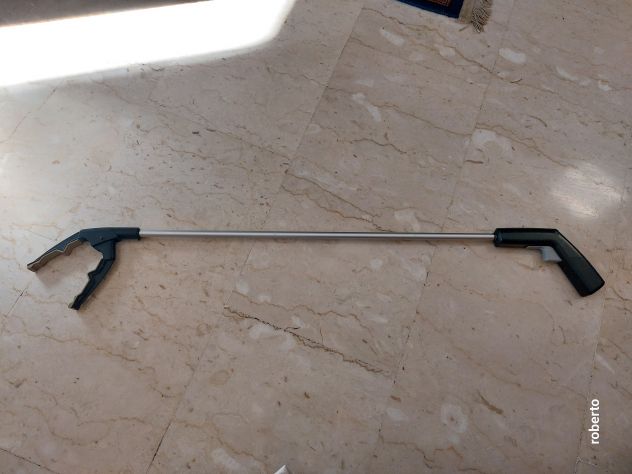 Pinza braccio raccogli oggetti