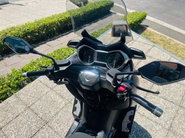 YAMAHA X-Max 400 TUTTO INCLUSO ANCHE PASSAGGIO! rif. 23837479 - Foto 8