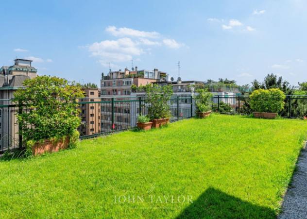 Attico / Mansarda di 85 m² con 5 locali in affitto a Milano - Foto 4