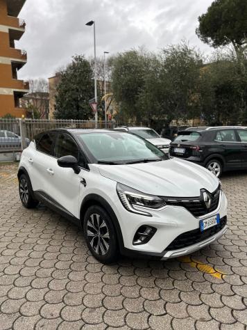 Renault Captur E-Tech hybrid 1.6 E-TECH HEV 145 TECHNO AUTO