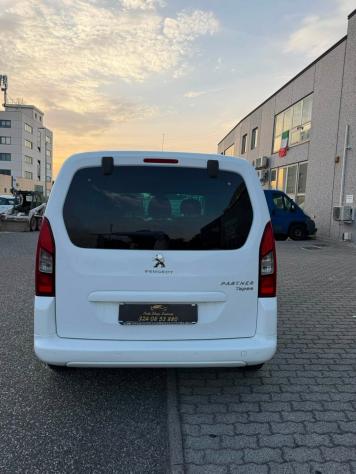 Peugeot Partner Tepee BlueHDi 100 ETG6 S&S Active - Foto 8