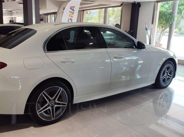 MERCEDES BENS C300 e Plug-in Hybrid AMG Line - Foto 4