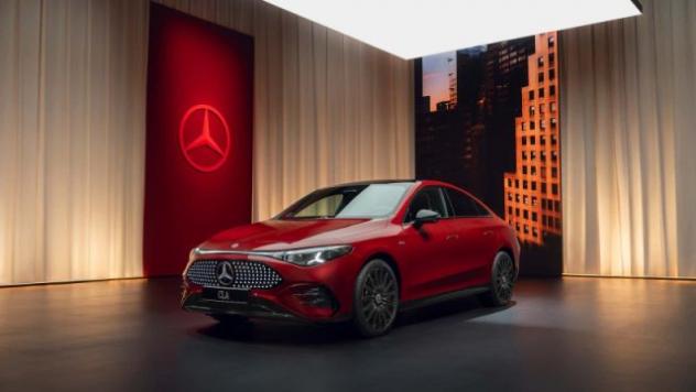 MERCEDES-BENZ CLA 180 Premium rif. 23272308 - Foto 4
