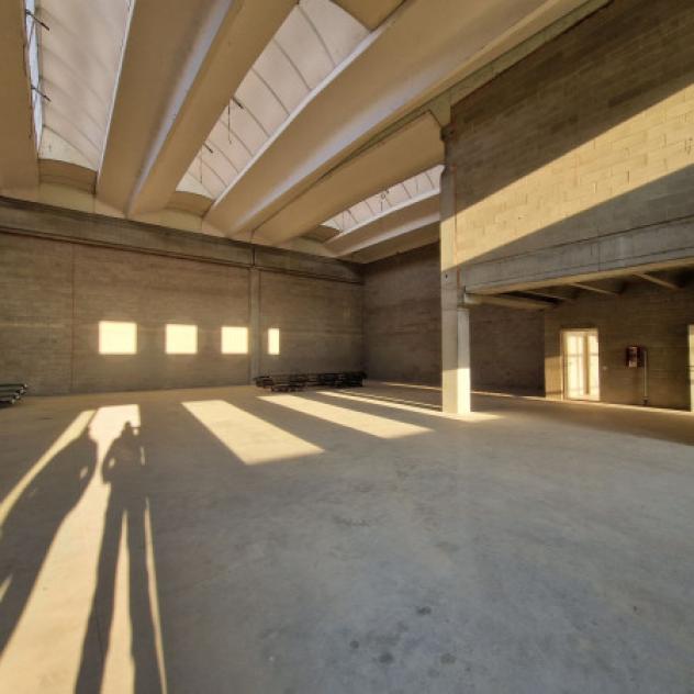 Immobile di 595 m² con 3 locali in affitto a Arese - Foto 10