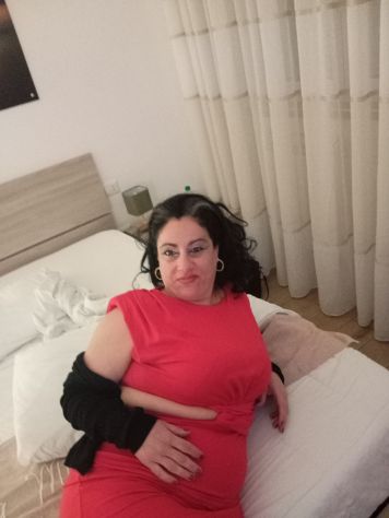 VERAMENTE UNICA ITALIANA VERA SOLO VIDEOCHIAMATA SEXY CHAT O MIEI VIDEO CASALINGHI NO INCONTRI - Foto 4 Tel:3532081846