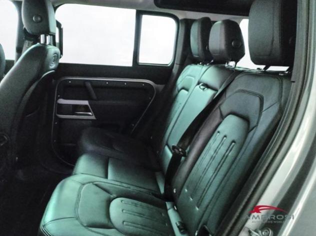 LAND ROVER Defender 110 3.0d i6 mhev SE awd 250cv auto rif. 23470317 - Foto 10