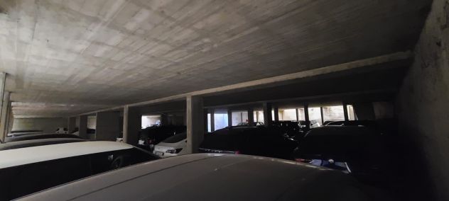 Affitto autorimessa/magazzino di varie metrature, per auto, furgoni, camper - Foto 2