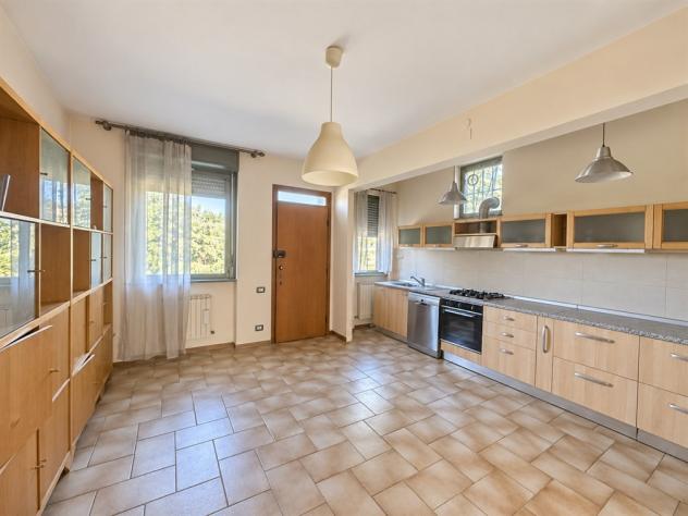 Villetta a schiera con giardino – Rif. V198
