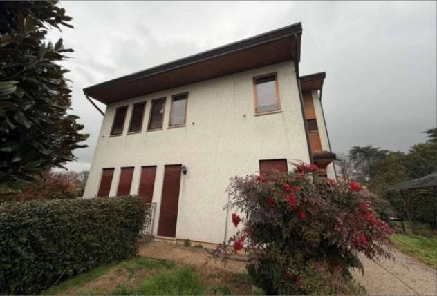 Immobile in asta di 155 m² con più di 5 locali e box auto in vendita a Campodoro - Foto 3